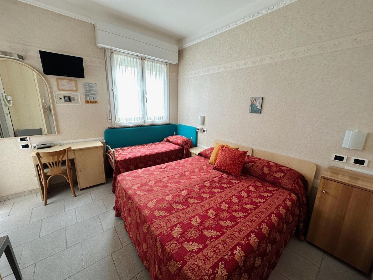 רימיני Hotel Bel Sogno מראה חיצוני תמונה
